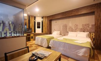 Yeongju Hotel W