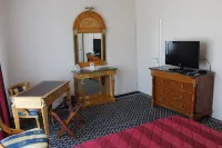 Hôtel Fleur de Lys Hazebrouck - พร้อมระเบียง
