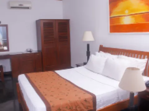 珊瑪利海灘酒店 馬拉維拉酒店