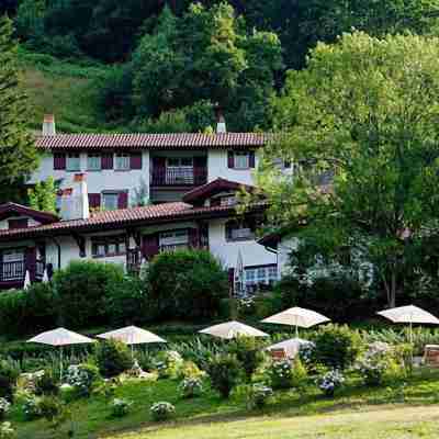 Auberge Ostape Hotel Exterior