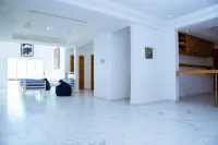 Villa Somone Pied Dans l'Eau Hotels in Somone