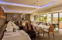 DoubleTree by Hilton Lincoln Hotels in Burton