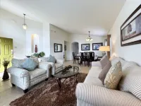 게임 룸 있는 아늑한 4 베드 3 배스 수영장 집-4450np, 4 베드룸 홈 바이 레드어닝