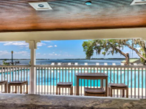 Lakeside Inn on Lake Dora Hotels in Lake County