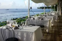 Aqua Bliss 3 Bedroom Home by Bluescape Hotel a Holetown