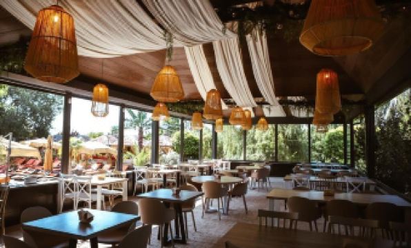 Cross Apartments and Tours - Housity