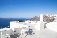 Pantelia Suites