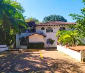 Hotel Casa Blanca