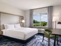 Fairfield Inn & Suites Cleveland Tiedeman Road Hotels in Brooklyn
