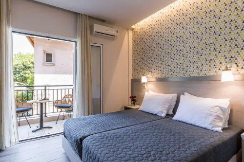 Ipsos Beach Studios by Konnect Hotels in Feakes