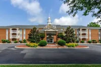 Best Western Plus Inn at Hunt Ridge Hotels in Rockbridge County