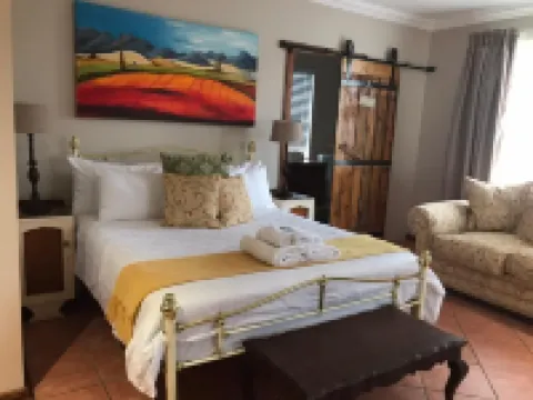 Tuscana Villa Guesthouse