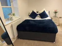 City Centre 1 Bed Sleeps 4 H5