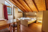 Camping Sass Dlacia Hotels in Badia