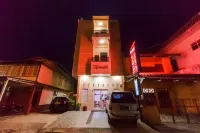 RedDoorz @ Haraito Tarutung Hotels near Simpang 4 Sipahutar Tarutung