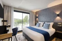 Best Western Plus le Fairway Hotel  Spa Golf DArras Hotels in Anzin-Saint-Aubin