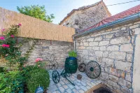 Villa Petrovi Dvori ZadarVillas - Villas