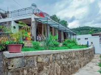 Kigufi Hill Hotel Hotels in Rubavu