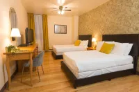 Hotel Dorion Hotels in Longueuil