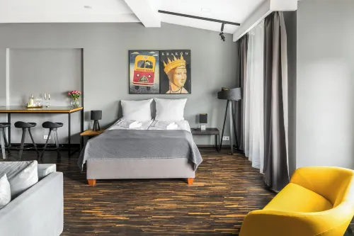Dada Premium Aparthotel - Homestays