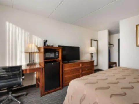 Quality Inn Joliet Hotels in Joliet