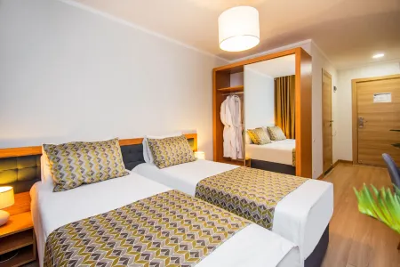 Orbi Palace Hotel Official