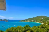 Stunning 3 Bed Villa, Balcony and Sea View