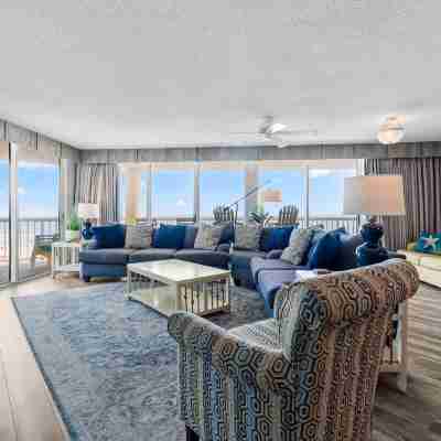 Litchfield Beach & Golf Resort Rooms