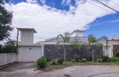 Mansão Pé na Areia Ferradura Com 4Suítes Hotels in 