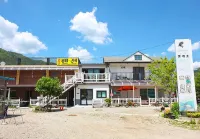 델리오펜션-홍천강앞 팔봉산 관광지 주변 호텔