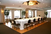 The Gananoque Inn & Spa Hotels in Gananoque
