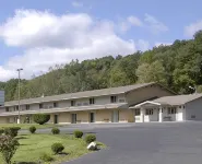 Knights Inn Franklin, PA Hotels in Venango County