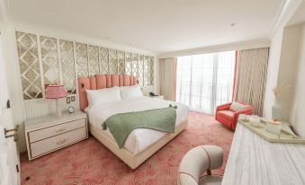 Palm House Hotel