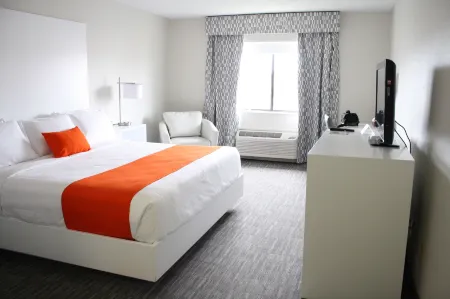 Schoenbrunn Inn Отели в г. Довер