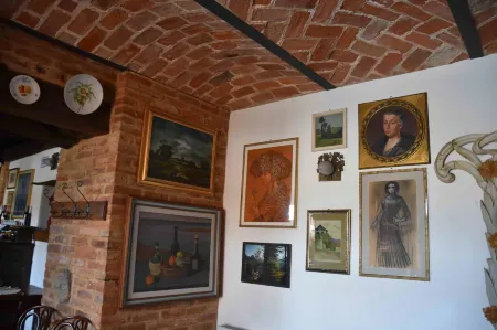 La Corte di Gerardo Отели в г. Монтекьяро-д’Асти