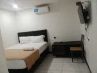 Wayan Guest House Hotels in Jekan Raya