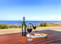 High Tide Shack on Palmer - Pet Friendly Hotels in Wallaroo