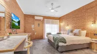 Golden River Motor Inn Hotels in Moama