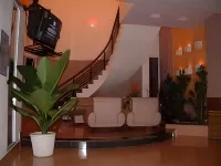 Diamond Resort Bien Hoa - 2 ดาว