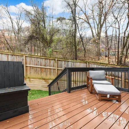 Unique 4Bed/3.5 Bath Townhouse/Garage+Rooftop Deck