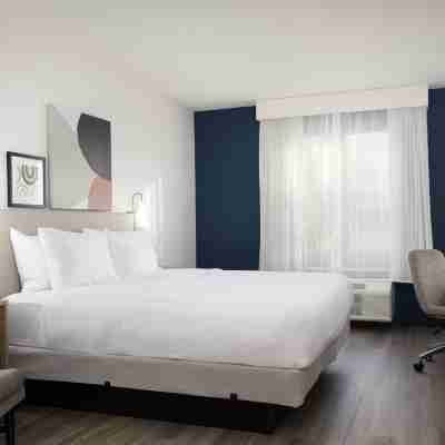 Spark by Hilton Guelph Rooms