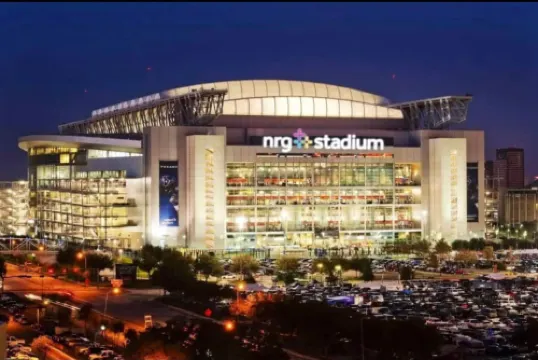 NRG suite with free parking