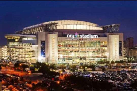 NRG suite with free parking