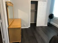 Private 2-Bedroom with Free Parking and Direct Bus to NYC Manhattan Only 2 Blocks Away Hotels in Linden