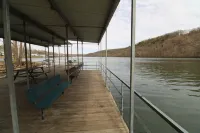 Idlewild at Duck Harbor Resort Hotels in Swan Township