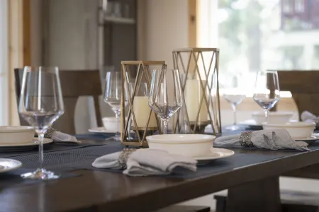 Enchanting Hot Tub Oasis and Stunning Mountain Views - Cozy Getaway