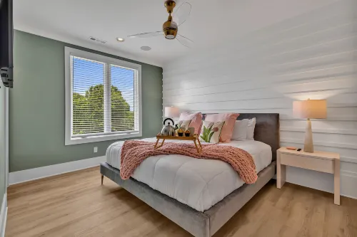 Rooftop Deck and Designer Furnishings - Luxurious Nashville Haven