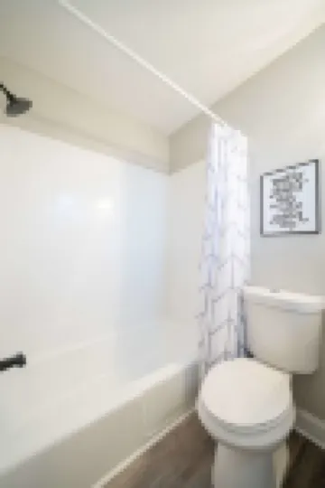 Spacious Living with Full Kitchen and Parking - Charming Coastal Retreat