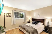 Refreshing Oasis with Massage Chair, Game Garage, Large Fenced Yard +Retro Games