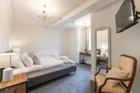 OYO Blenheim House Hotels in Etwall